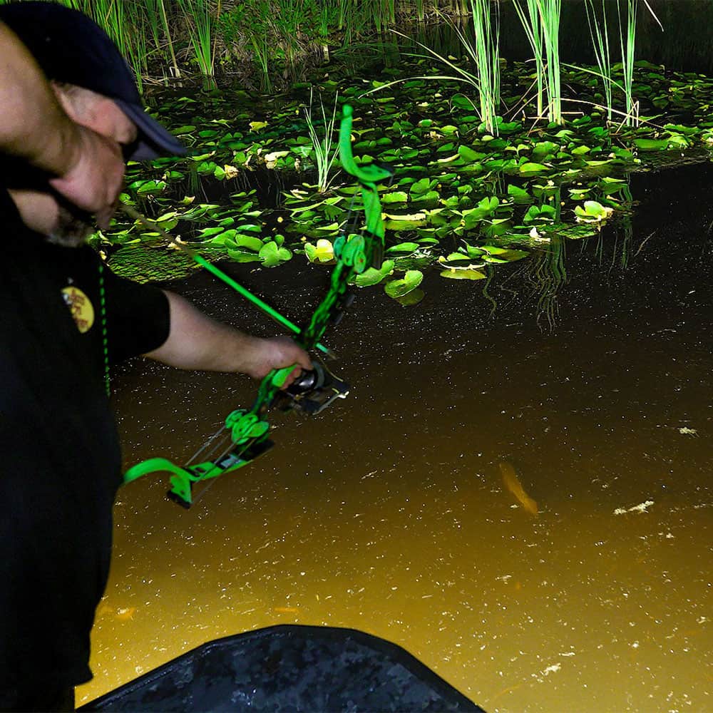 Sabre Lighted Bowfishing Arrow, Ready to Shoot