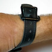strap-elongated-holes