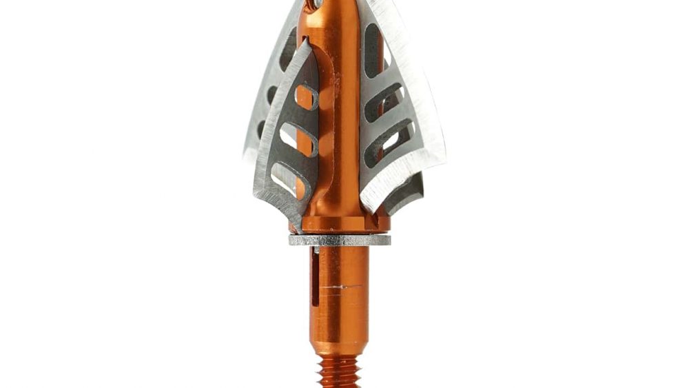 First Cut broadhead in quarter turn